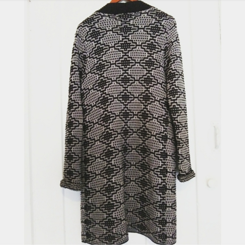 5/$25 Workshop | Cardigan - Picture 5 of 5